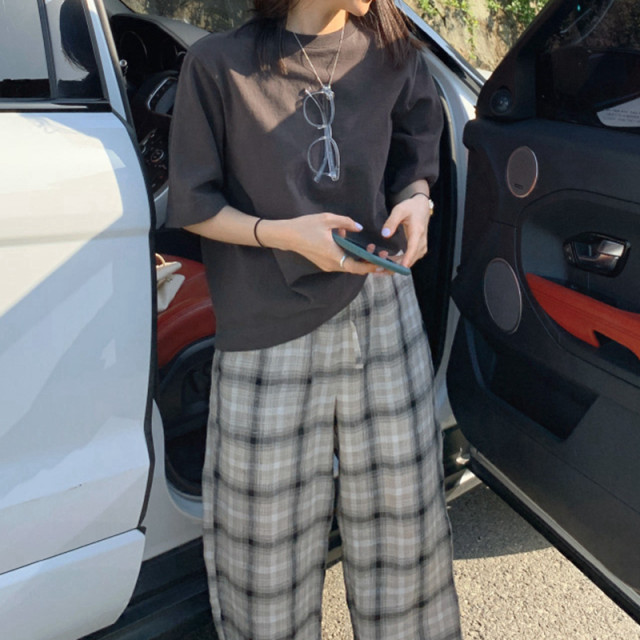 ເສື້ອຍືດແຂນສັ້ນ ເສື້ອຍືດແຂນສັ້ນ ຝ້າຍບໍລິສຸດ ຄໍຫລົ່ນຂອງແມ່ຍິງ