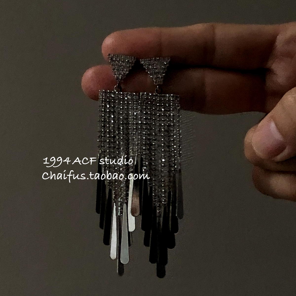 柴夫工作室/E590 欧美赛博朋克动态流苏耳钉小众晚宴宫廷蝴蝶耳环 - 图2