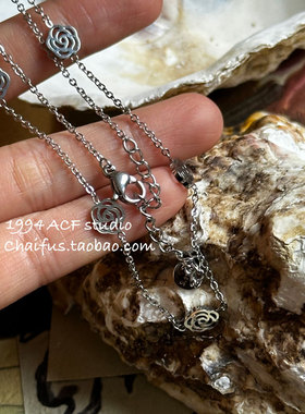 韩风气质小巧几何吊坠项链