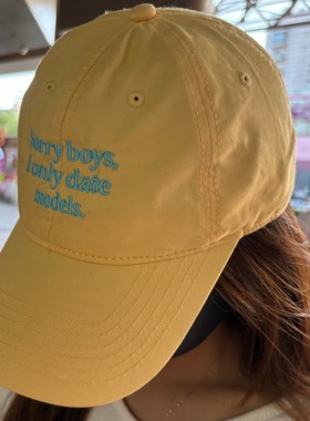 Sorry boys, I only date models. 原创slogan刺绣帽子纯棉棒球帽