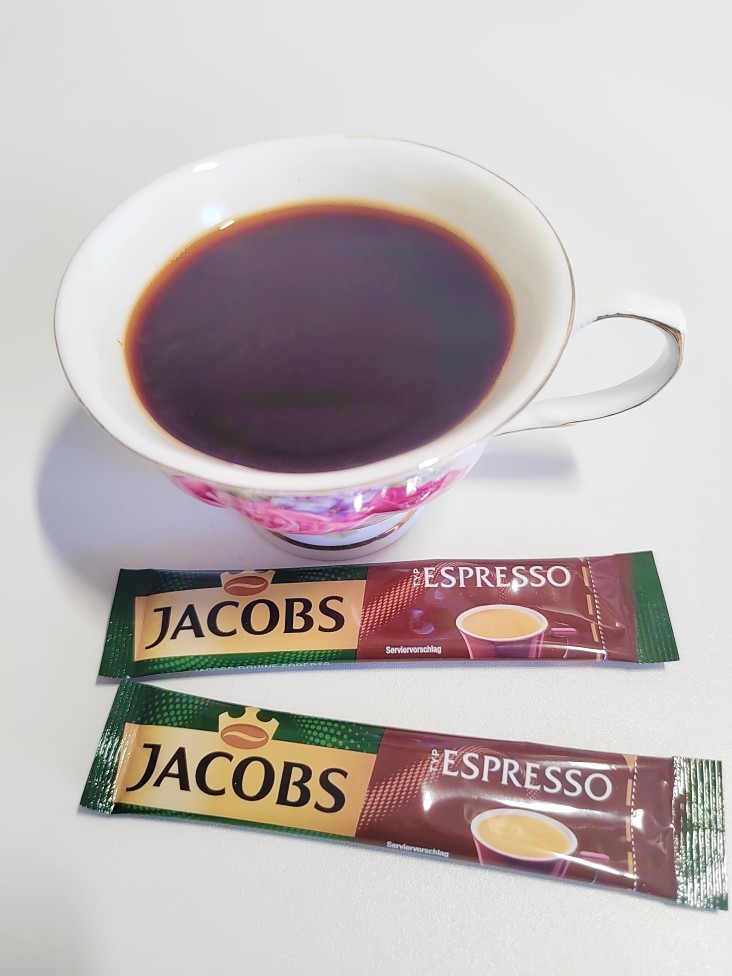 原装德国雅各布斯Jacobs Espresso意式浓缩速溶纯黑咖啡1.8g*25支-图1