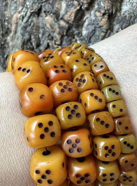 西藏牛骨方形骰子油润108颗桶珠