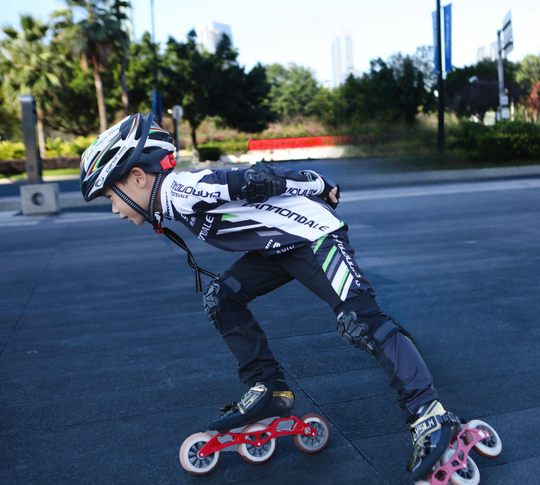 速滑服儿童加绒速干透气成人短道比赛服冰刀轮滑冬季训练服轮滑服