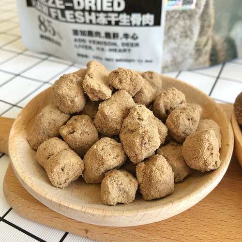 YOLK蛋黄家 帕特诺尔生骨肉鸵鸟饼牛肉鹿肉复合冻干主粮 - 图2