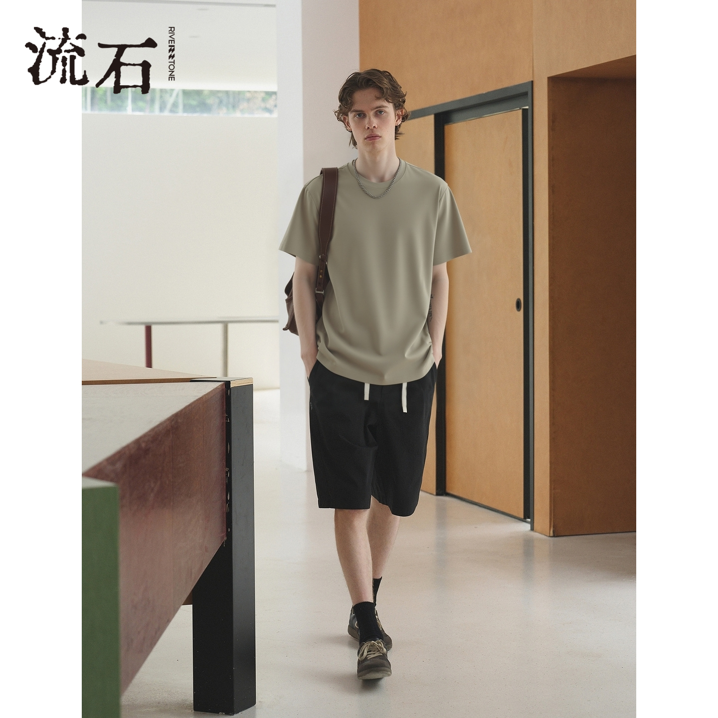 流石男装宽松百搭休闲短袖T恤2025新款夏季男士防晒凉感打底上衣