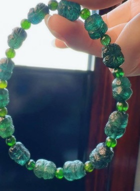 魅晶天然水晶晶体通透浓郁醇厚纯正蓝绿磨砂工艺碧玺雕刻龙宝手链