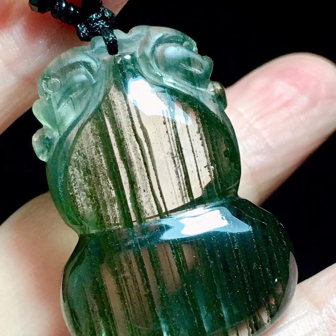 魅晶天然水晶晶体通透千层绿幽灵双貔貅葫芦吊坠 - 图1