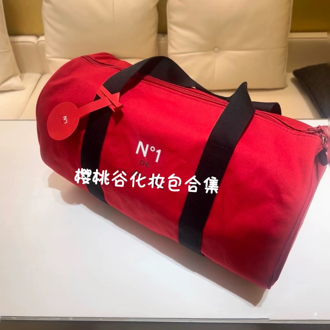 24款山茶花手提运动健身包红色帆布圆筒单肩托特包专柜赠礼正品,淘宝优惠券,粉丝福利购,淘宝优惠卷