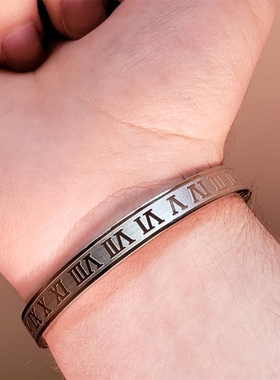 Morooki手镯经典金色数字暗扣