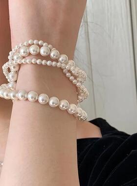 简约多层珍珠手链女ins小众设计感流行时尚爆款轻奢手串闺蜜饰品