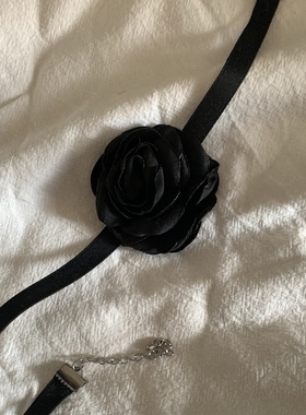 法式复古暗黑高级感氛围黑色花朵