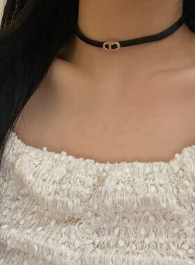 choker项链女轻奢小众字母CD高级