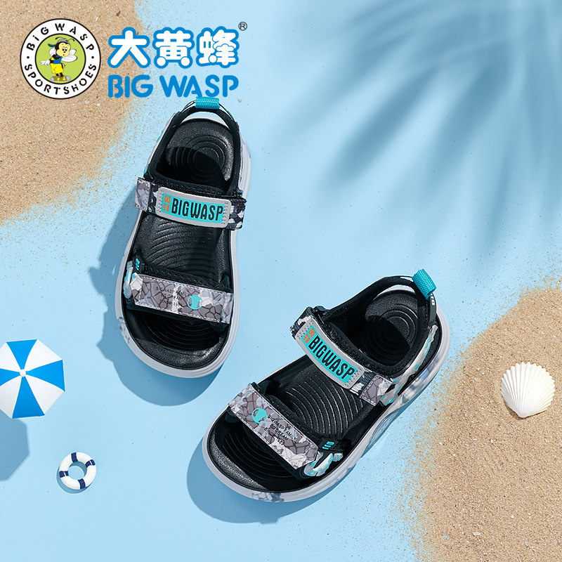  大黄蜂凉鞋