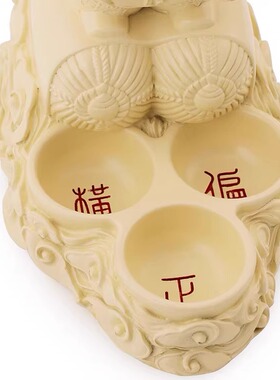 千座财神李居明吉祥物