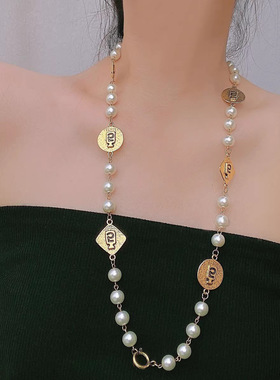 小香风复古长款珍珠毛衣链小众复古数字5项链女高级感百搭颈链潮