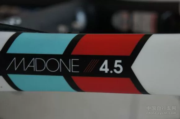 TREK Trek team version Madone 4.5 дорожный велосипед, 90% нового состояния в первичном владении, гарантийная карта не изношена