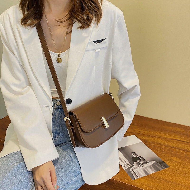 高级感爆款小包包女2025新款潮时尚小众单肩腋下包百搭斜挎小方包,淘宝优惠券,粉丝福利购,淘宝优惠卷