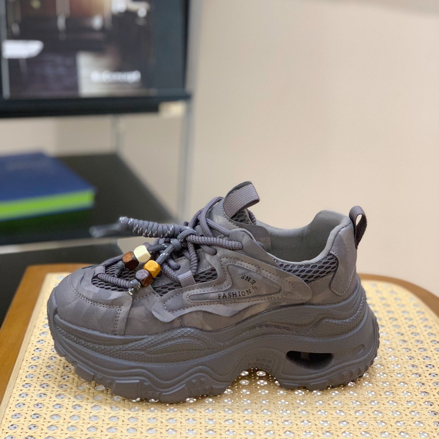 超火做旧擦色真皮老爹鞋小个子女松糕厚底6CM增高2025秋冬运动鞋,淘宝优惠券,粉丝福利购,淘宝优惠卷