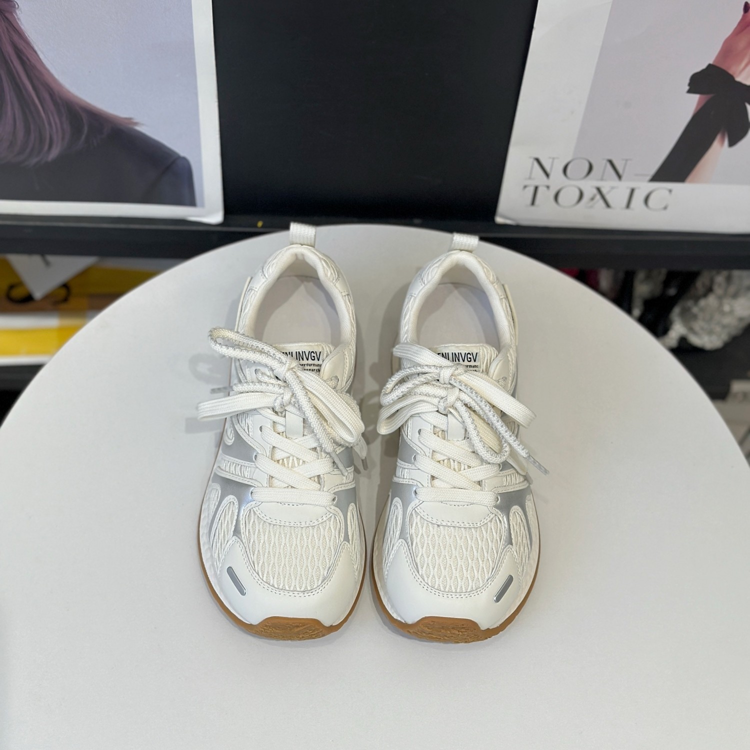 小众复古设计感休闲阿甘鞋女2026春季新款平底显瘦运动真皮德训鞋,淘宝优惠券,粉丝福利购,淘宝优惠卷