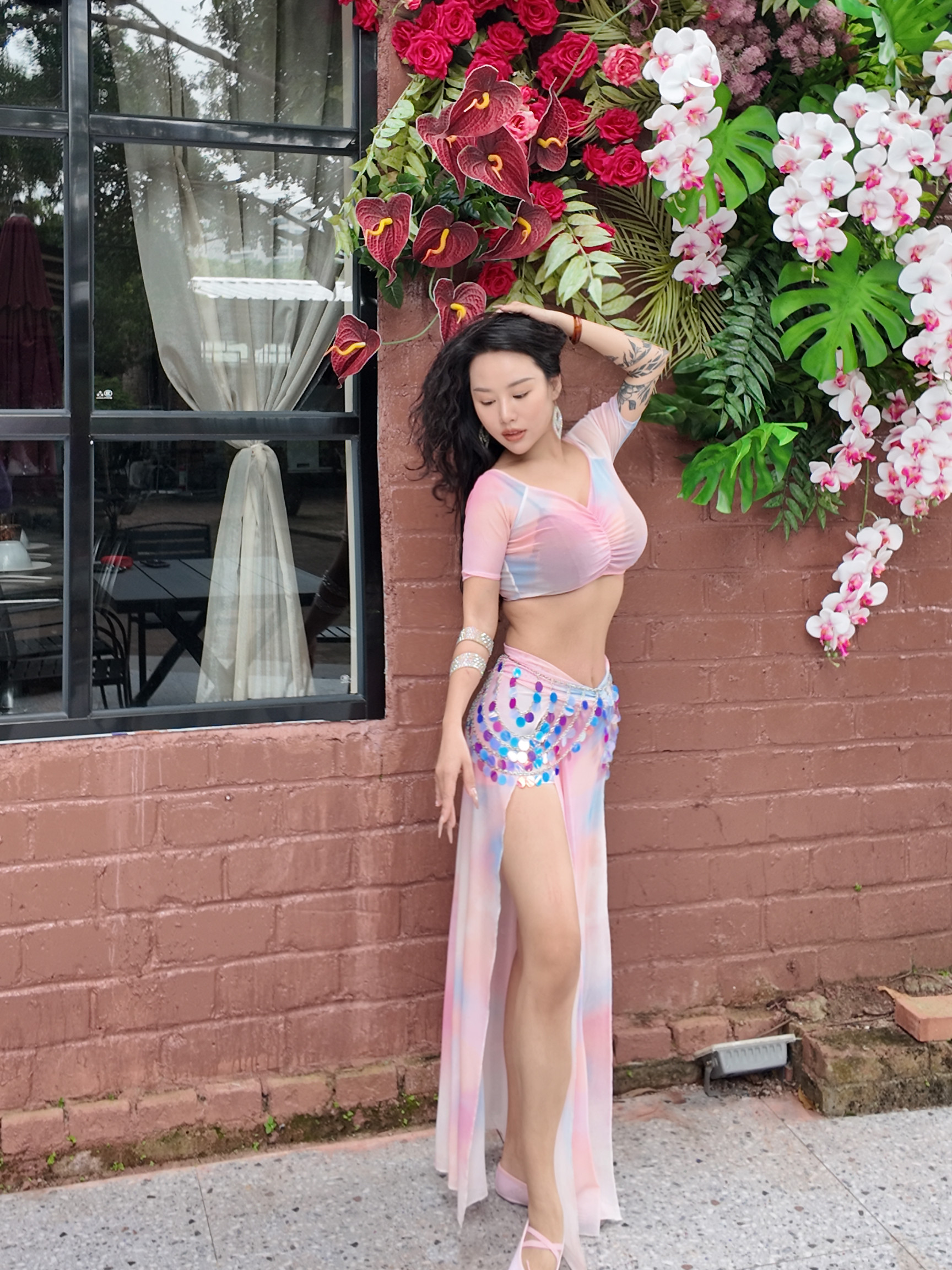 2025新款肚皮舞演出服高级表演出服显瘦套装扎染色长裙网纱练功服,淘宝优惠券,粉丝福利购,淘宝优惠卷