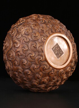 纯铜旋纹双龙缸聚宝盆