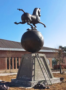 大型户外城市广场园林标志景观摆放铜雕奔马 骏马 飞马动物雕塑