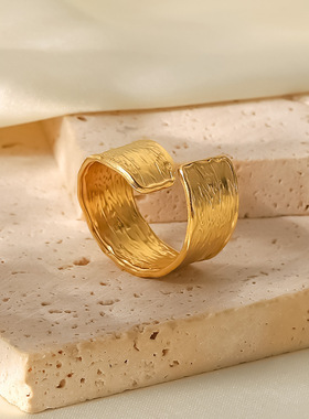 18K镀金可调节不锈钢戒指皱纹时尚珠宝手戒指女式百搭小众INS戒指