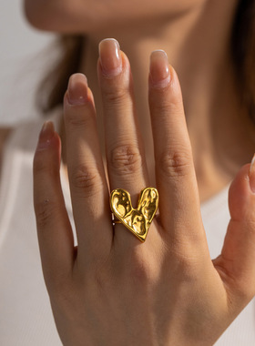 设计师款18K金不锈钢锤纹爱心戒指双面戒指女款配饰