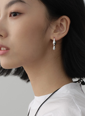 诧寂雕塑小水瓶珍珠吊坠项链