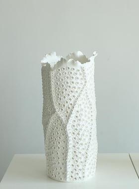 Atpeun现代轻奢摆件样板房酒店会所售楼部大厅装饰花瓶洞洞异形花