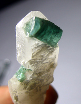 Mine Label BX2451LCy * Crystal Beatseal * Brazil 4 5cm10 4g