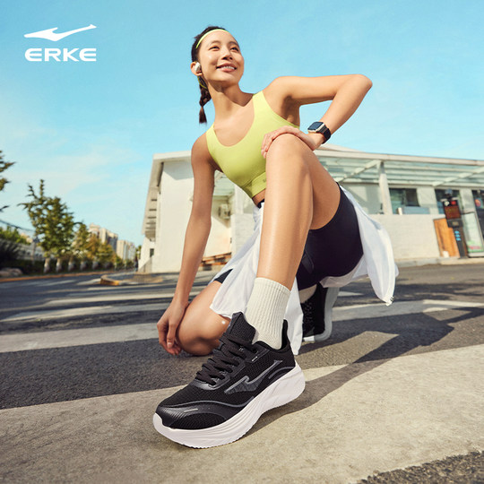 鸿星尔克跑步鞋女鞋2025冬季新款运动休闲跑鞋女透气网面鞋子女款