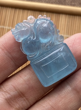 新品天然海蓝宝古龙貔貅吊坠双面立体雕刻男女蓝色水晶项链无优化