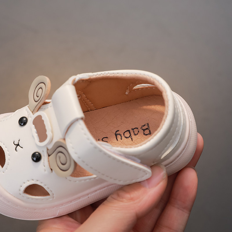 ��贺�ļ���Ůͯѧ����ЬСͯЬ