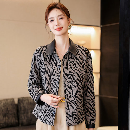 真皮皮衣女秋冬新款时尚压花中国风宽松海宁绵羊皮夹克外套短款 - 图2