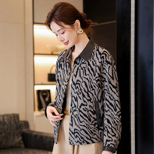 真皮皮衣女秋冬新款时尚压花中国风宽松海宁绵羊皮夹克外套短款 - 图1