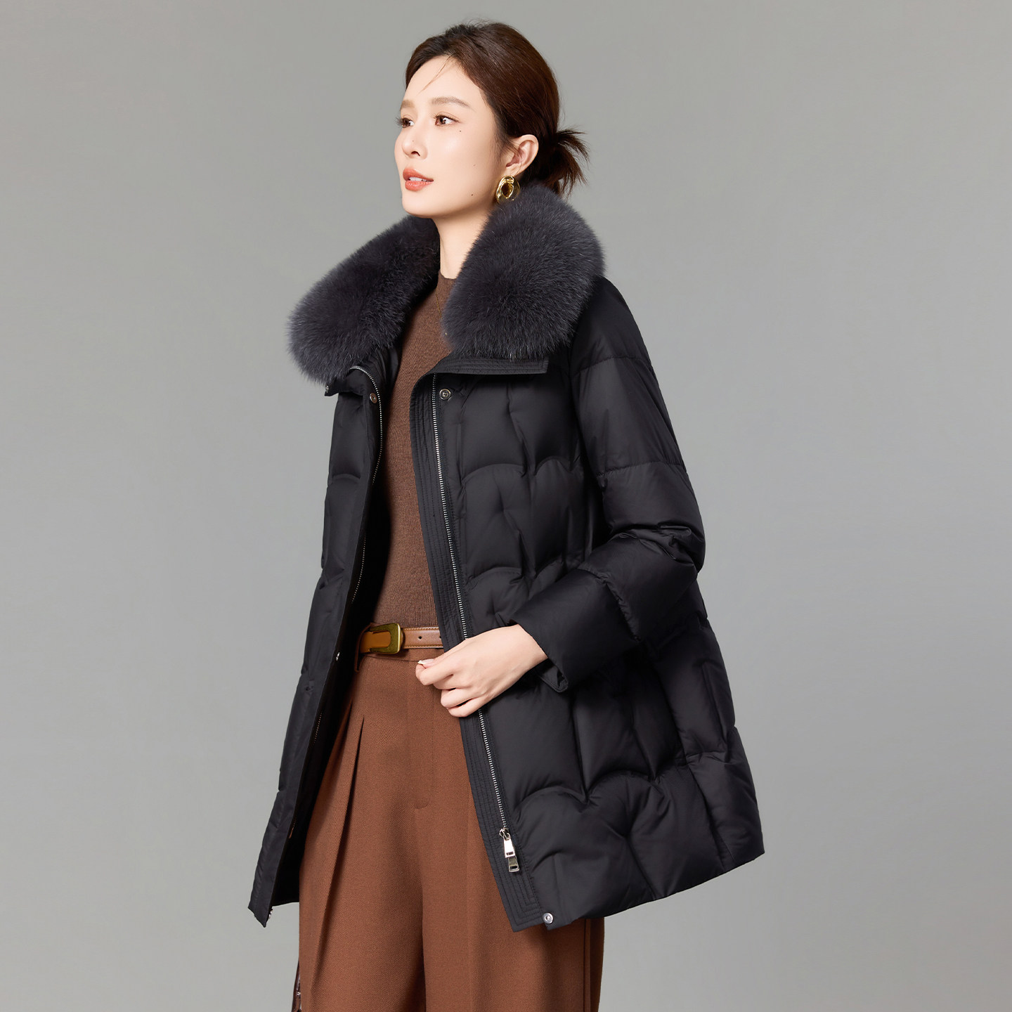 高端羽绒服女2025新款冬季中长款狐狸毛领可拆卸显瘦鹅绒加厚外套,淘宝优惠券,粉丝福利购,淘宝优惠卷