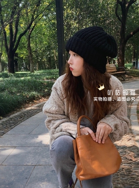 湖蓝色显脸小女黑灰色街头大头围