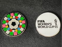 The football referee picks up the side of the side