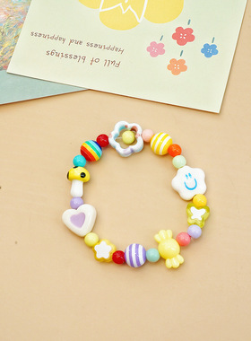 搞怪童趣多巴胺搭配亮色手链