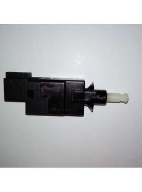 跨境刹车灯开关刹车灯传感器0015453809适用奔驰通用刹车开关