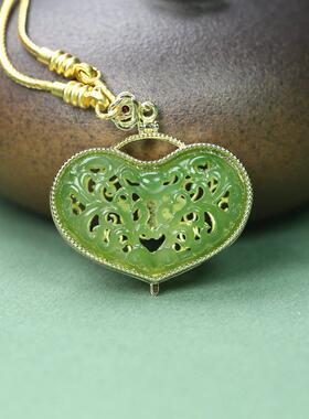 天然和田玉碧玉爱心香囊镂空吊坠