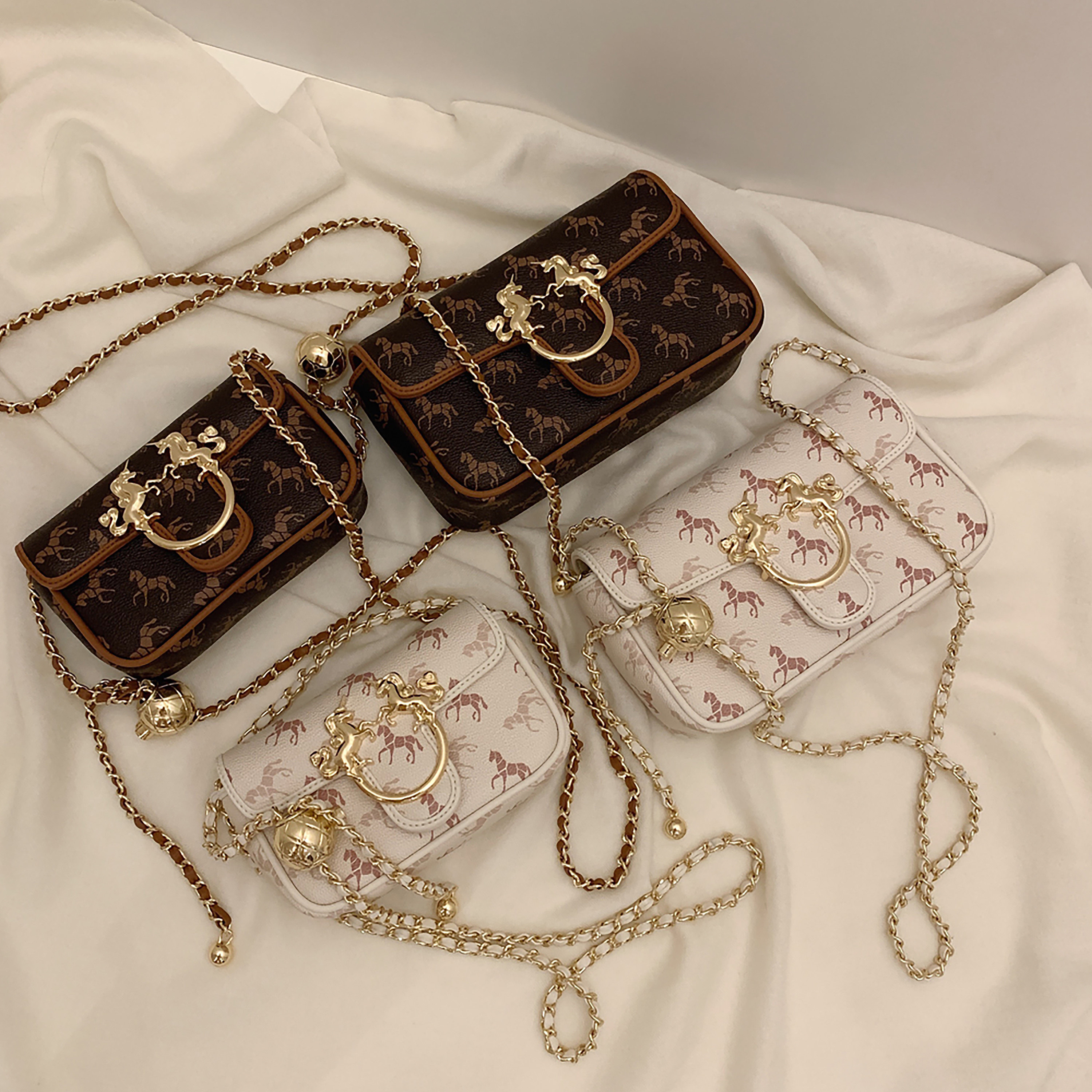 意大利LP 天马行空酒神小马包包女2025新款潮百搭链条单肩斜挎包,淘宝优惠券,粉丝福利购,淘宝优惠卷