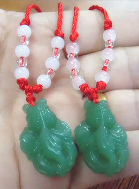 连年有余鱼宝宝礼物鱼挂件菠菜绿碧玉吊坠广东货源赠品富贵鱼项链