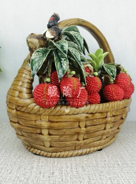 石湾公仔手工大吉大利荔枝摆件