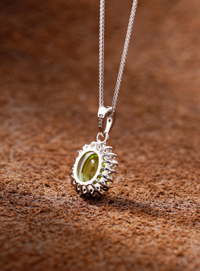 S925纯银绿色天然橄榄石吊坠项链