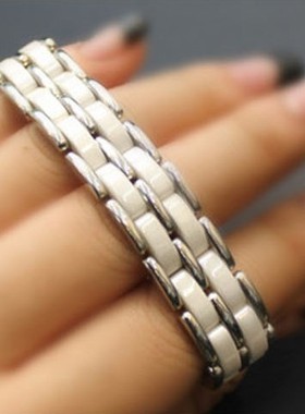 黑白情侣手链陶瓷时尚情侣高级感