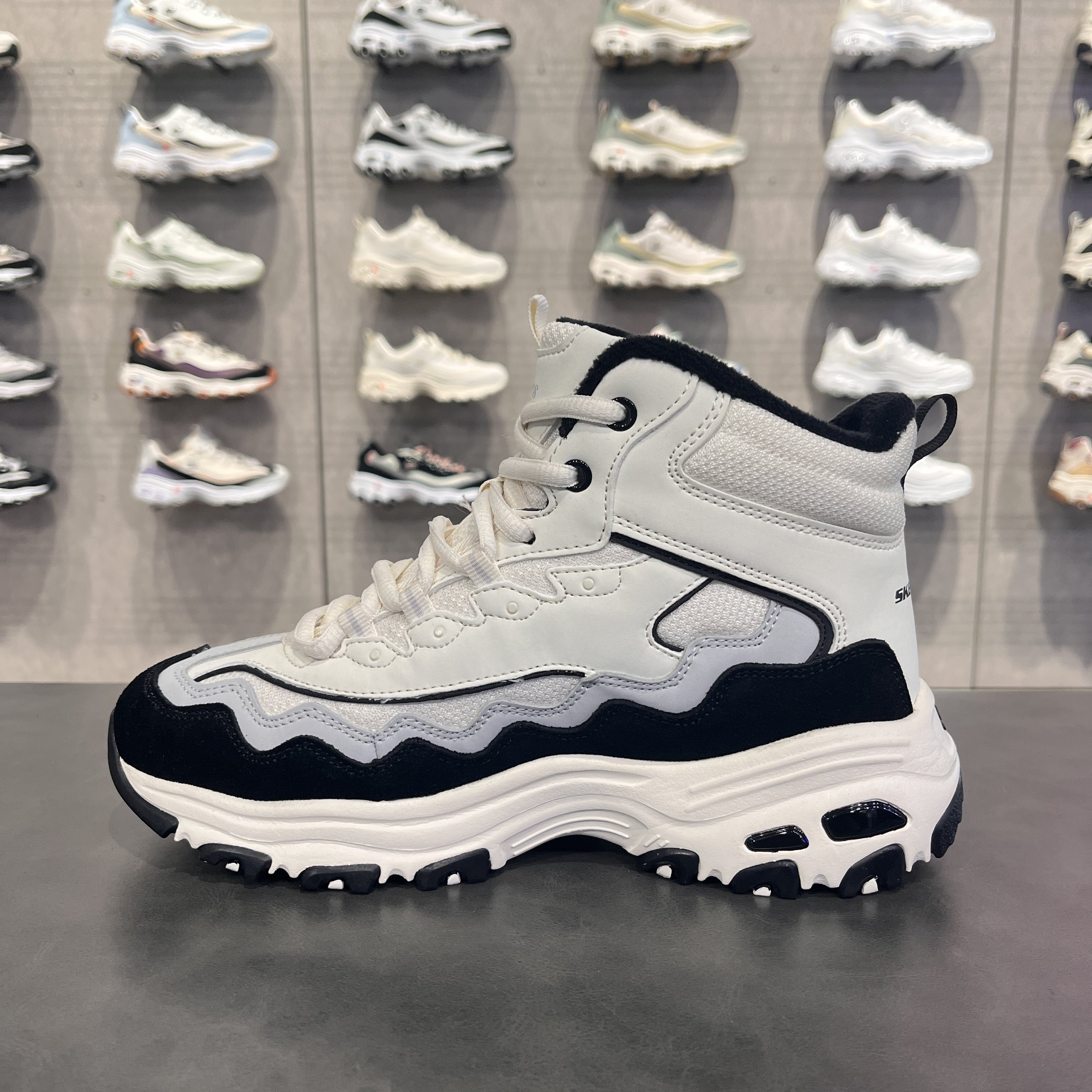 Skechers斯凯奇秋冬加绒女子复古轻便缓震高帮运动休闲鞋168026,淘宝优惠券,粉丝福利购,淘宝优惠卷