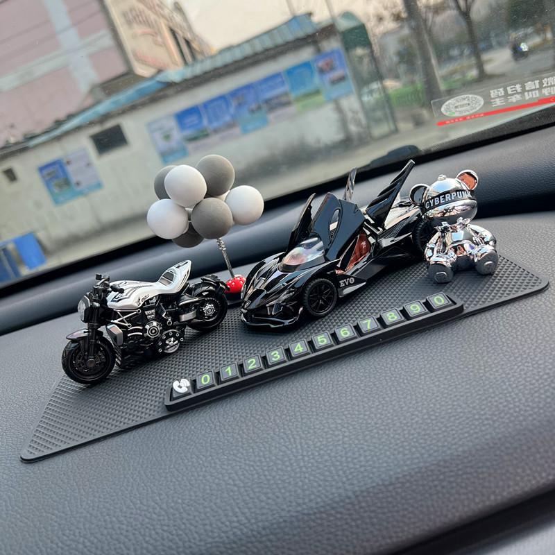 杜卡迪摩托车汽车模型摆件合金车载香薰车内中控台装饰移车号码牌 - 图1