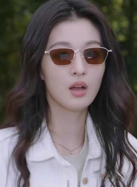 听说你喜欢我阮流筝王楚然墨镜女